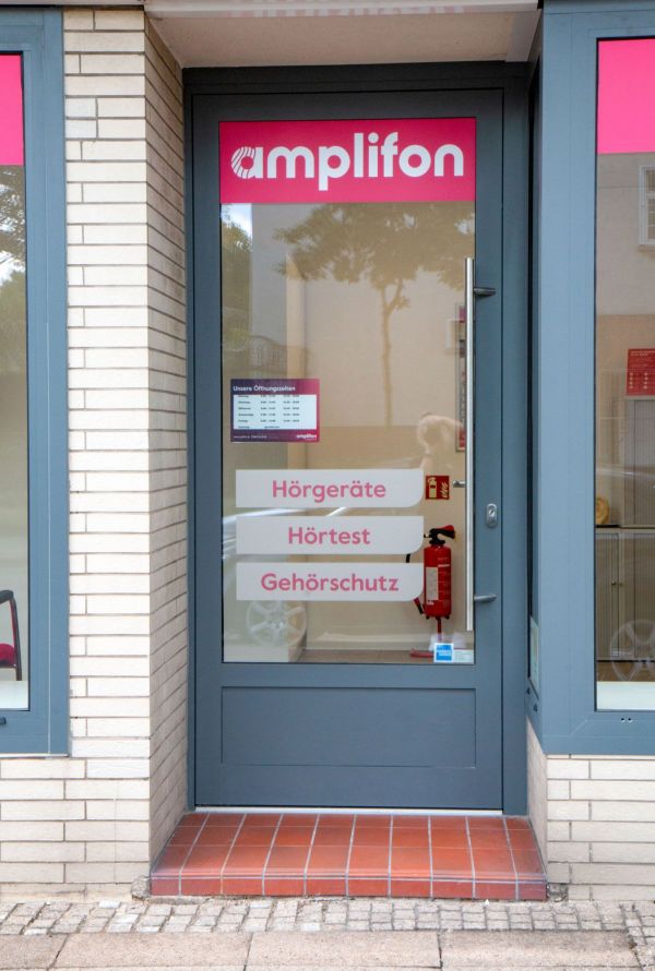 Eingangstür der Schaufensteranlage